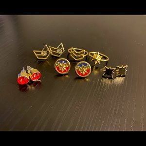 Captain Marvel Set of Rings and Earrings